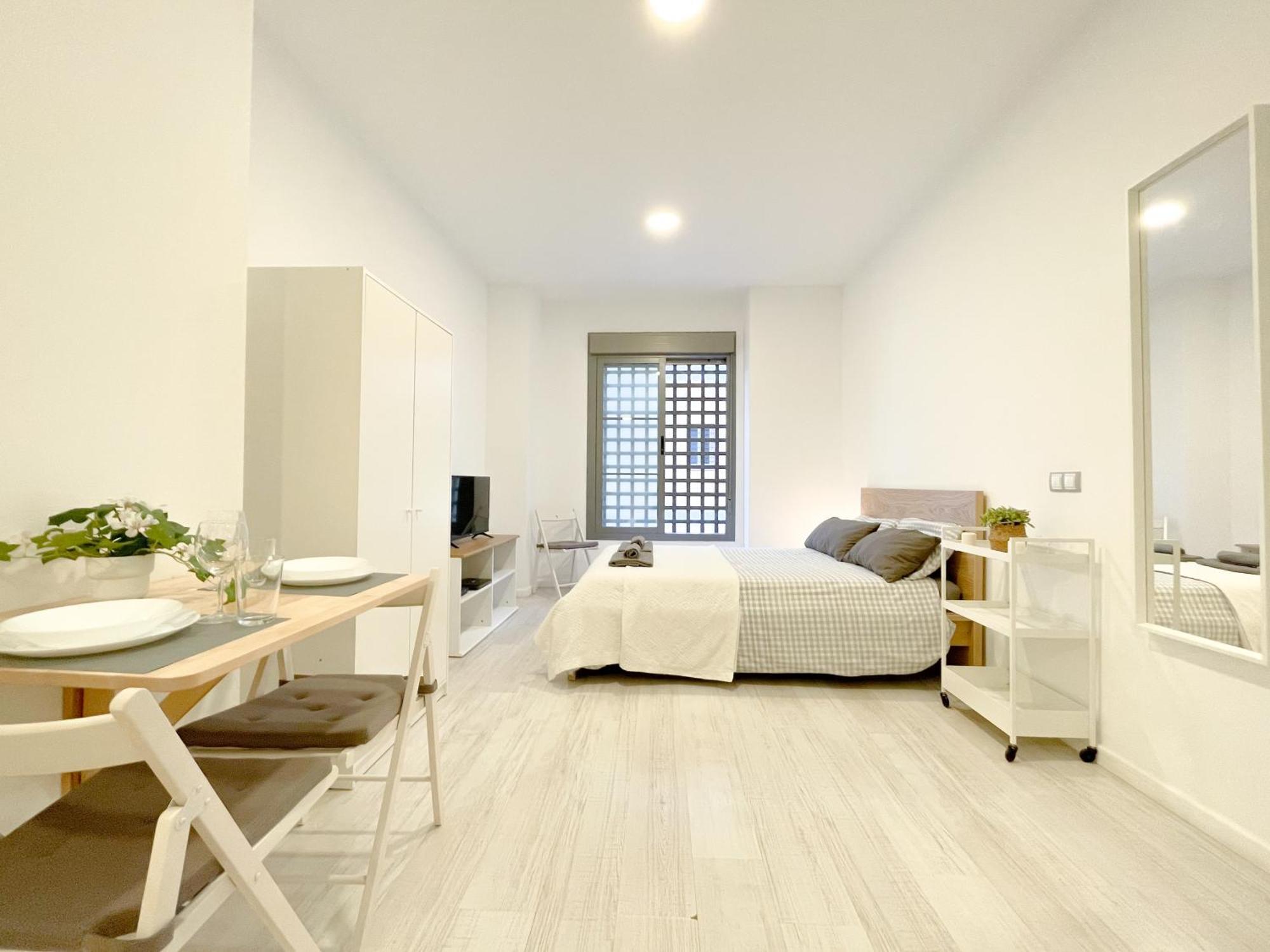 Estudio En Malaga Centro Luaran gambar